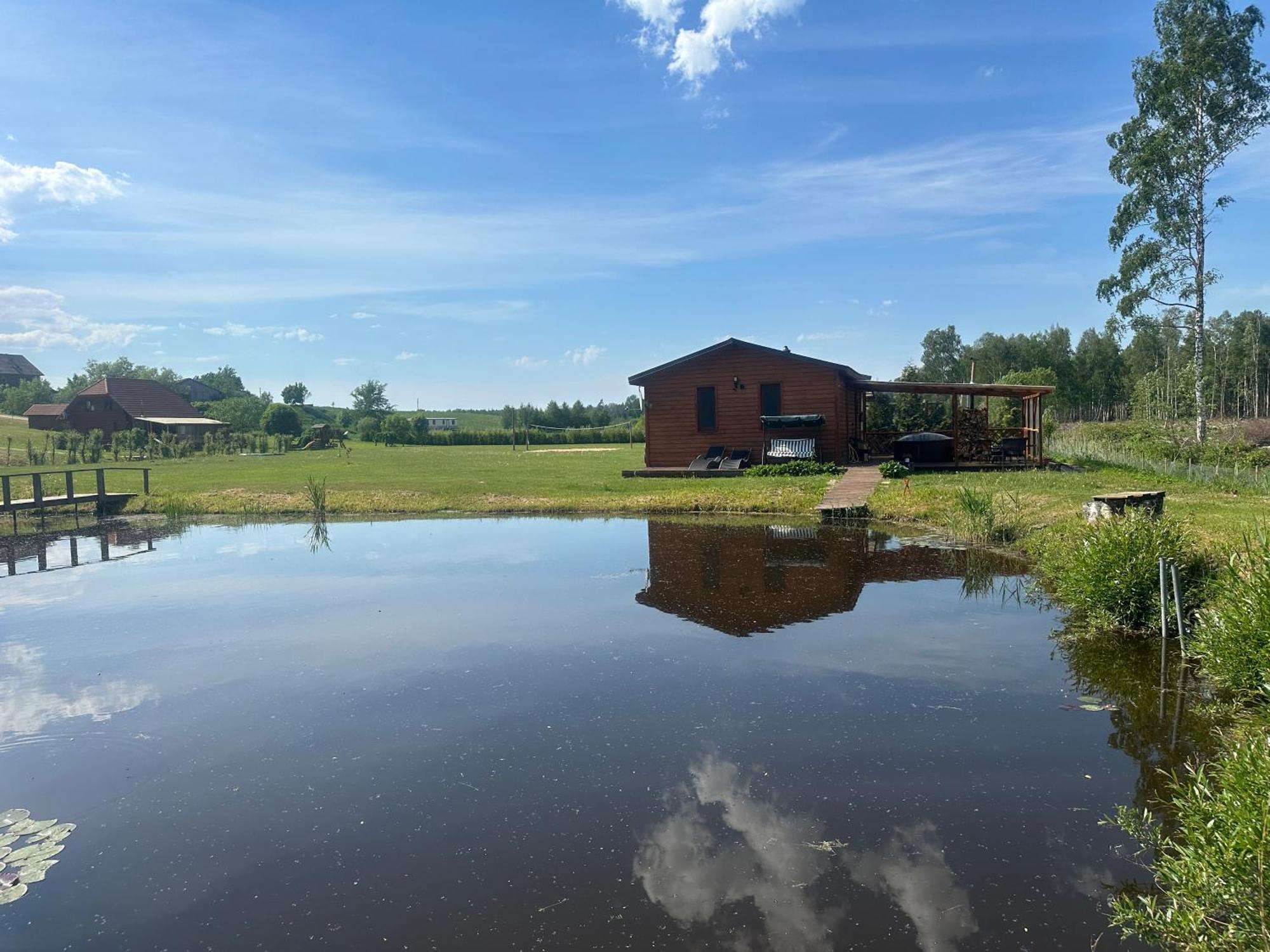 Kundzini Hotel Bīriņi Exterior foto
